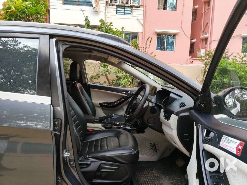 Tata Nexon 1.2 Revotron Xza Plus, 2022, Petrol