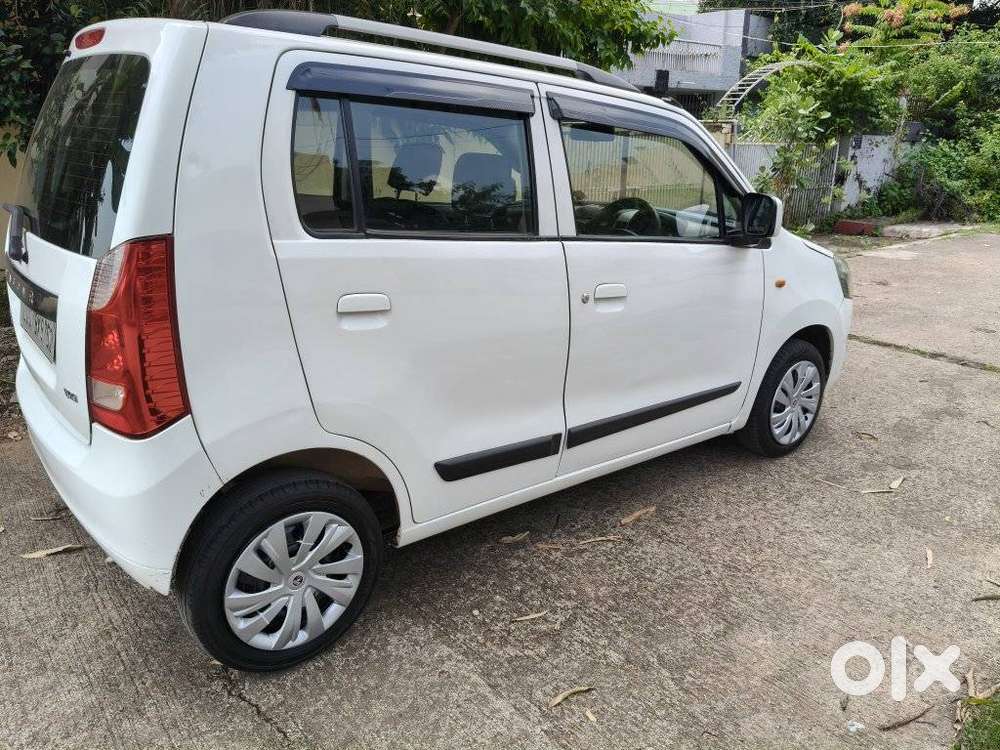 Maruti Suzuki Wagon R 1.0 Vxi (o), 2018, Petrol