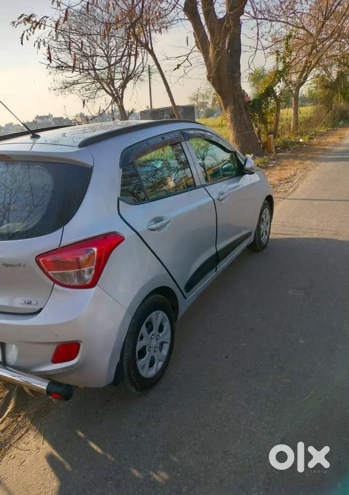 Hyundai Grand I10 2016 Cng & Hybrids