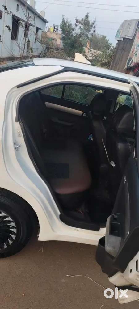 Maruti Suzuki Dzire 2012