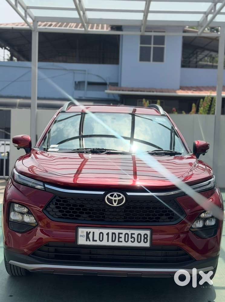 Toyota Car Petrol 2025