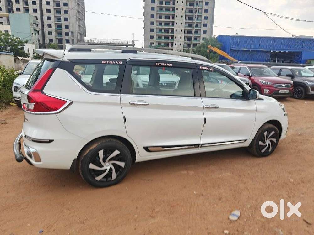 Maruti Suzuki Ertiga Vxi Shvs, 2023, Petrol