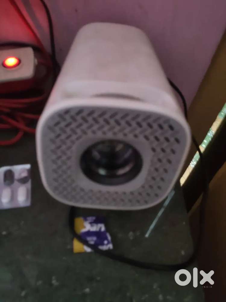 130inch projector super condition hd quality