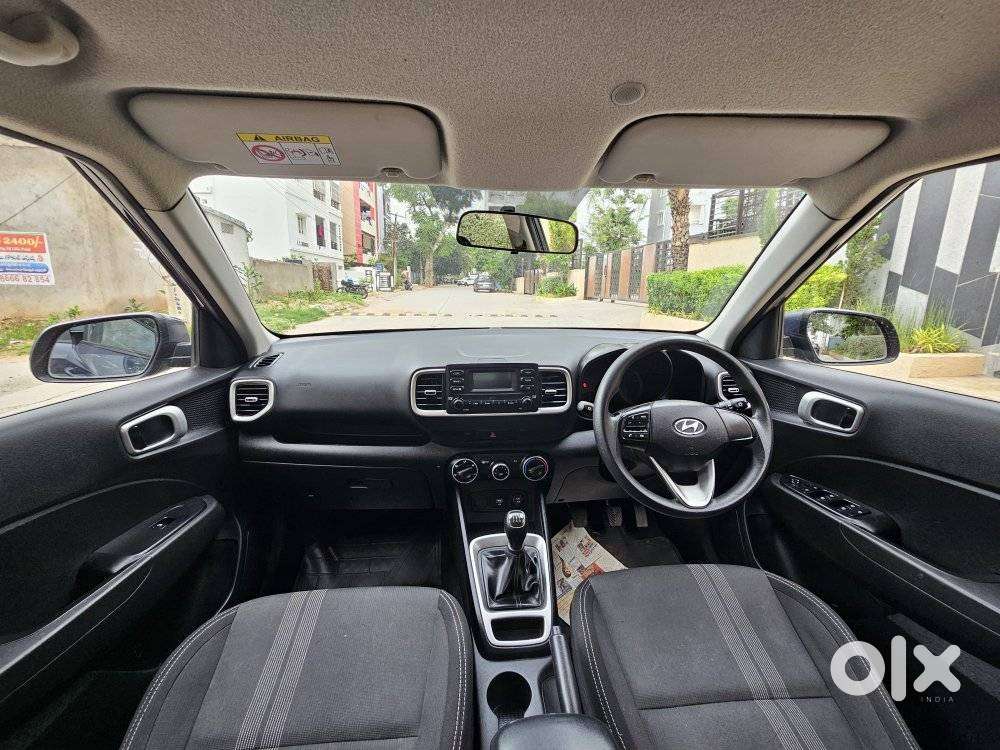 Hyundai Venue S 1.2 Petrol, 2020, Petrol