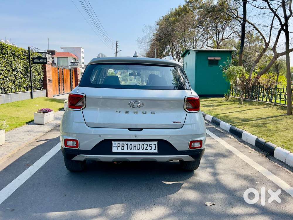 Hyundai Venue S, 2019
