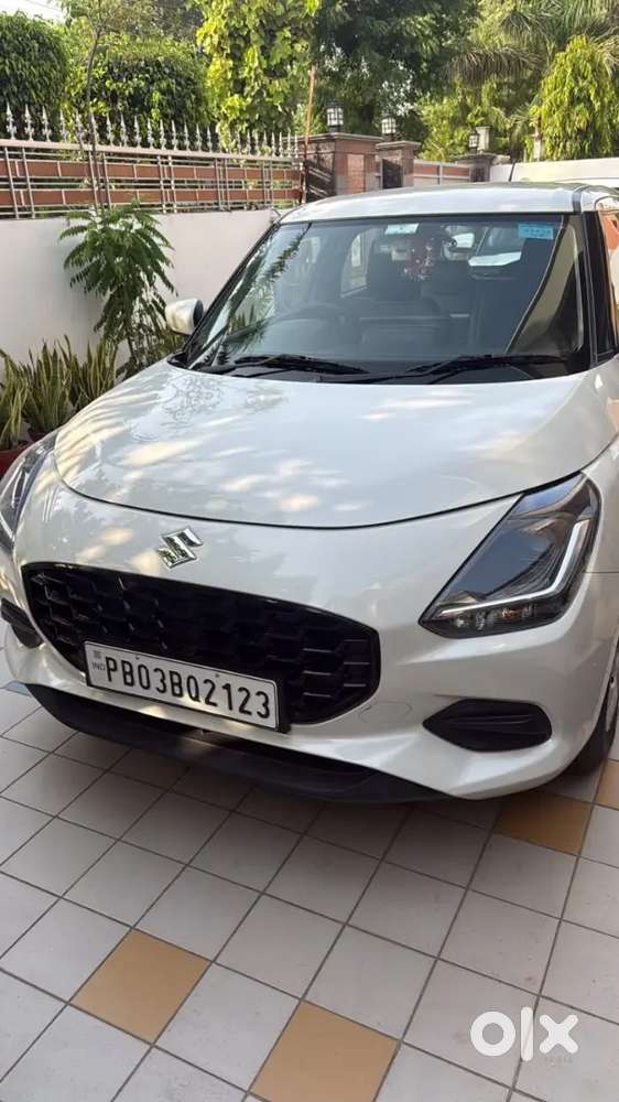 Maruti Suzuki Swift Vxi 2024