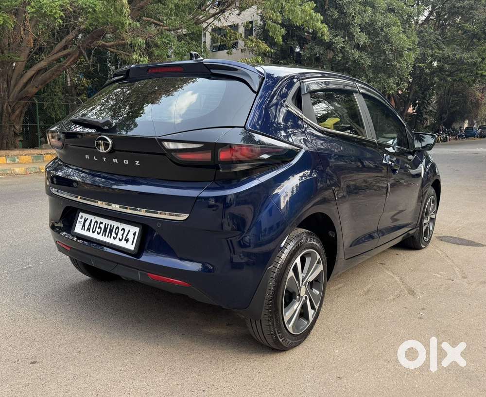 Tata Altroz Xz, 2025, Petrol