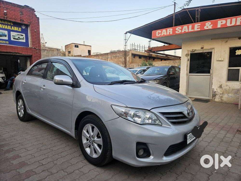 Toyota Corolla Altis 2010-2013 Aero 1.8 J, 2012, Petrol