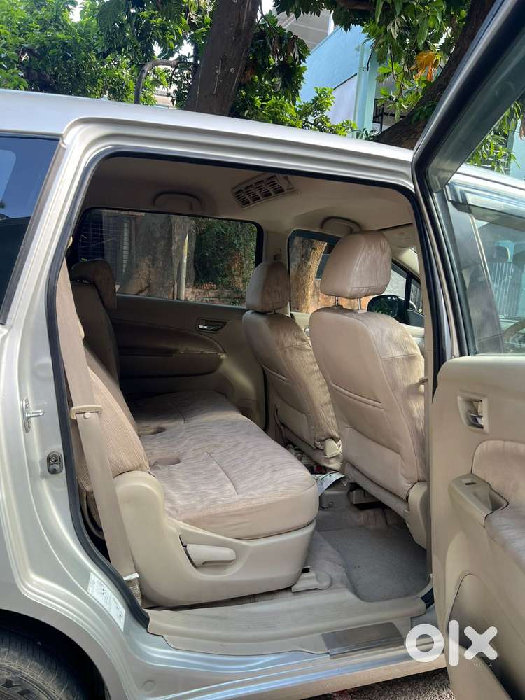 Maruti Suzuki Ertiga 2012-2015 Zxi, 2013, Petrol