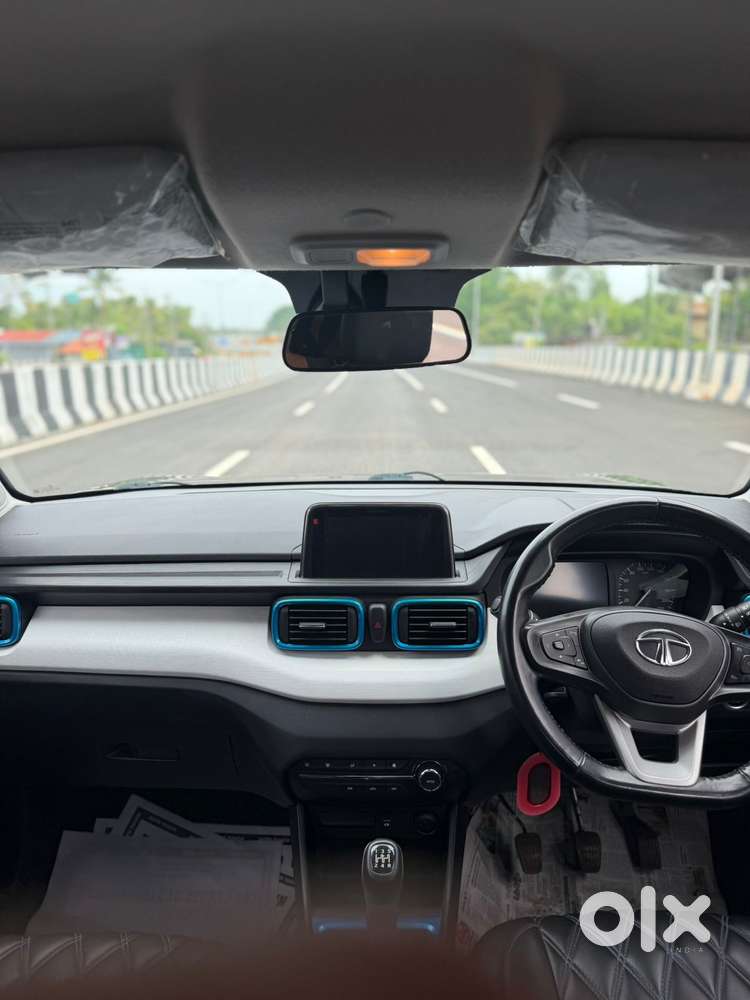 Tata Punch Creative, 2022, Petrol