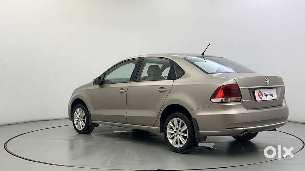 Volkswagen Vento 1.2 Tsi Highline At, 2016, Petrol