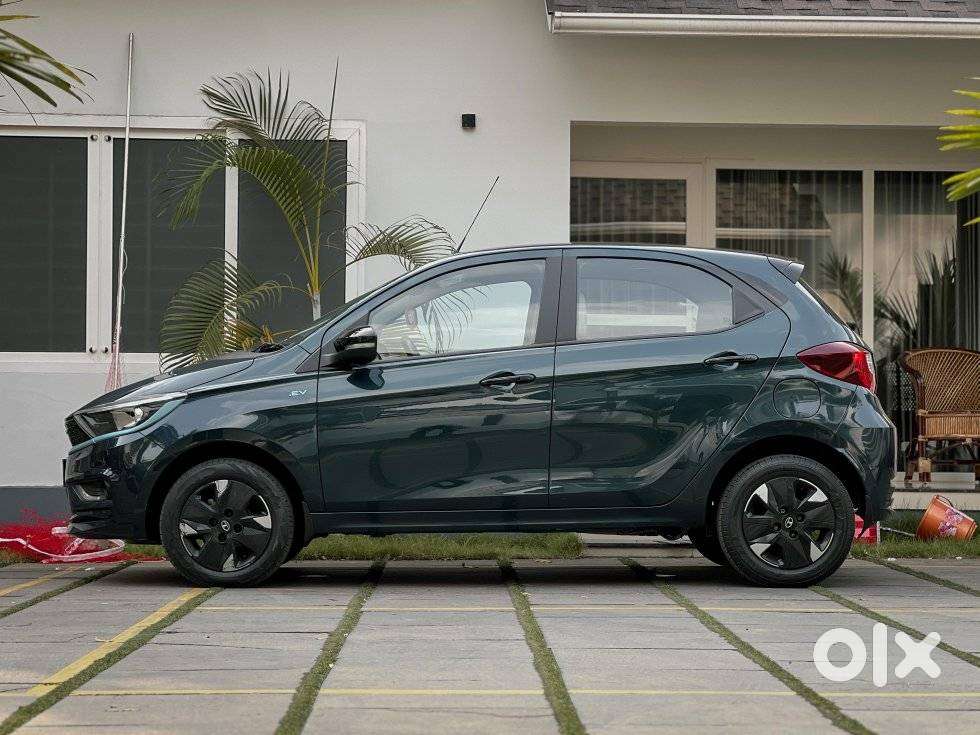 Tata Tiago Ev Xz Plus Tech Lux Lr, 2023, Electric