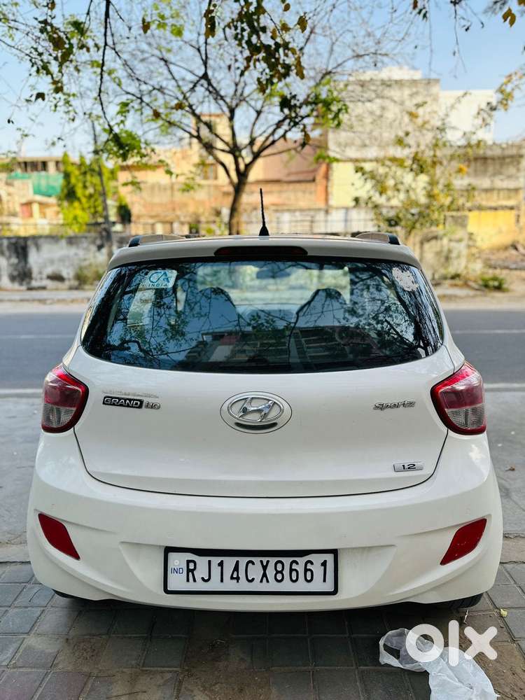 Hyundai Grand I10 Sportz 1.1 Crdi Limited Edition, 2015, Petrol