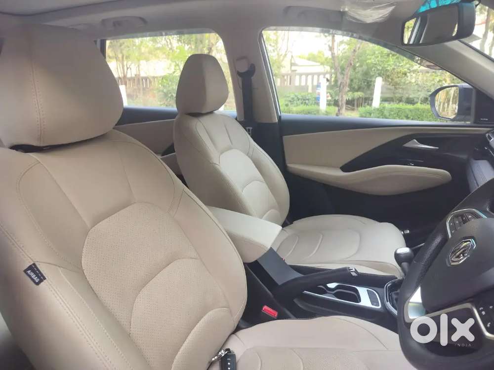 Mg Hector Sharp Pro 1.5 Turbo Petrol Dual Tone