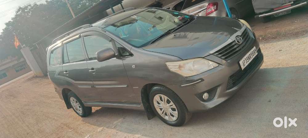 Toyota Innova Diesel 2013