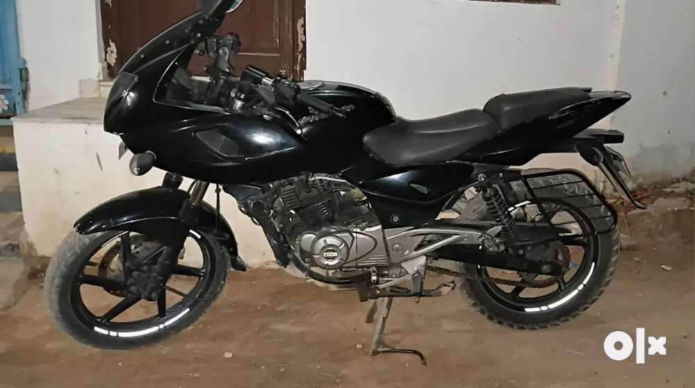 Pulsar 220f 2013 sales