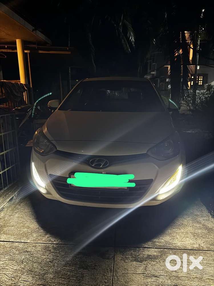 Hyundai I20 2013 Petrol 75000 Km Driven