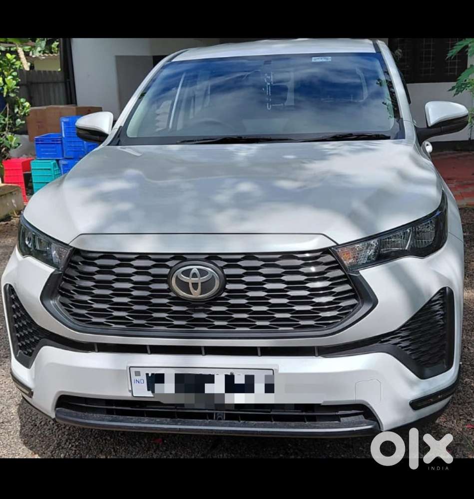 Toyota Innova Crysta 2.8 Gx At, 2022, Diesel