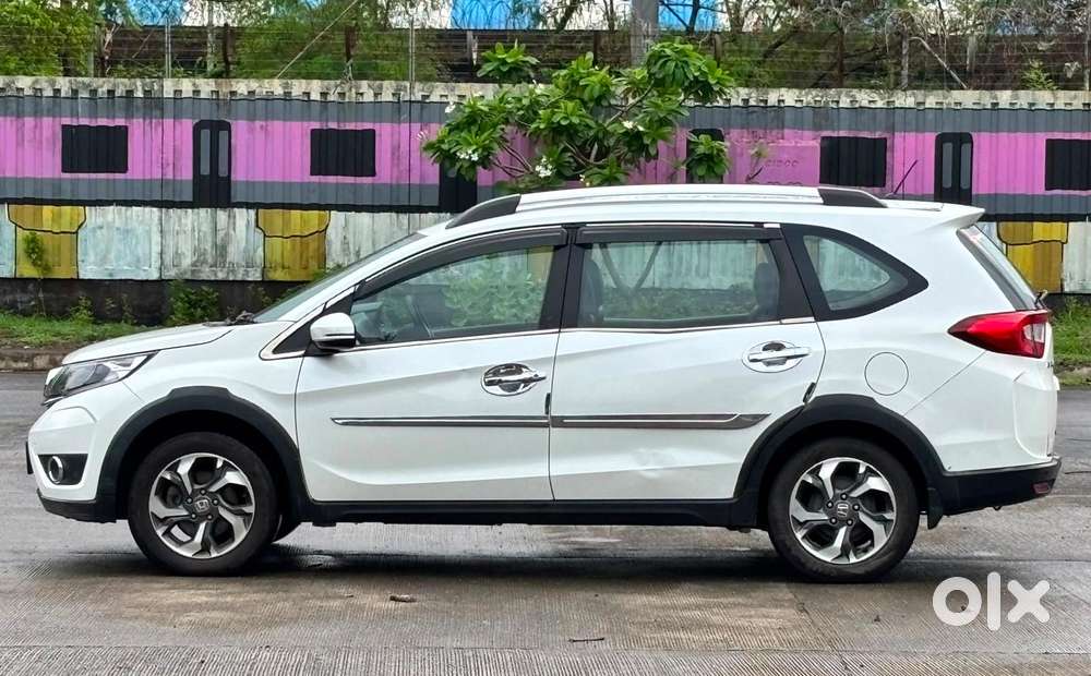Honda Br-v 1.5 V I-vtec Mt, 2016, Cng & Hybrids