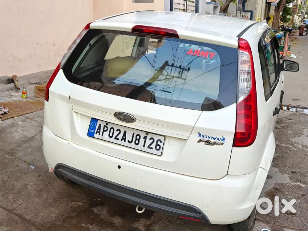 Ford Figo 2011 Petrol 100000 Km Driven