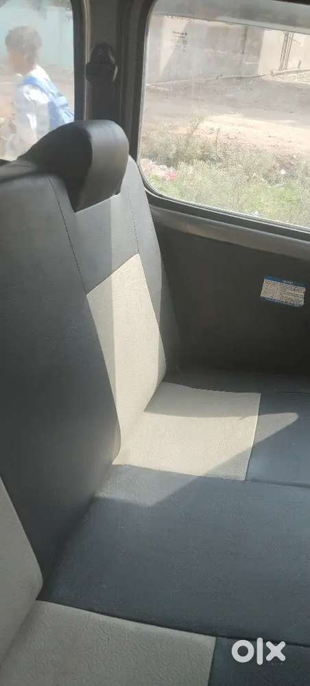Maruti Eeco Cng+petrol 5 Setar