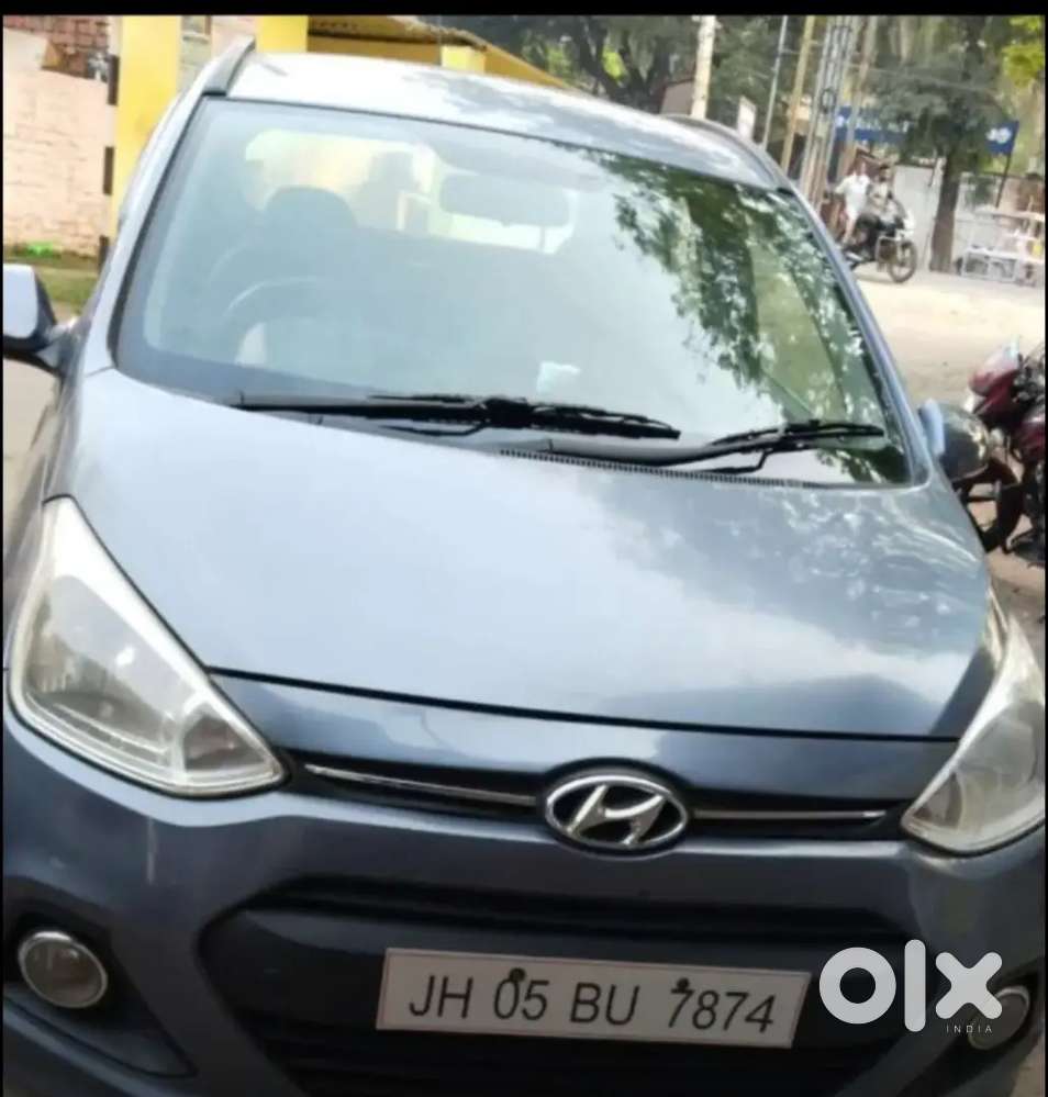 Hyundai Grand I10 2017 Petrol 45000 Km Driven