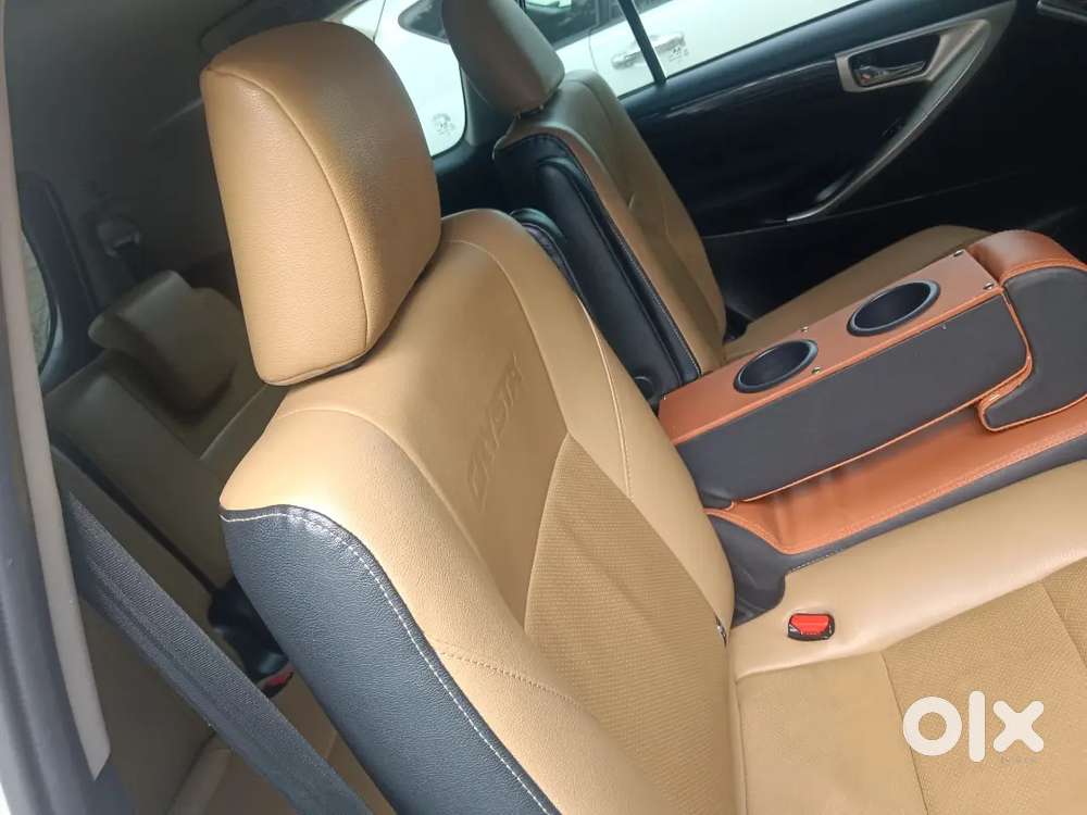 Toyota Innova Crysta 2022