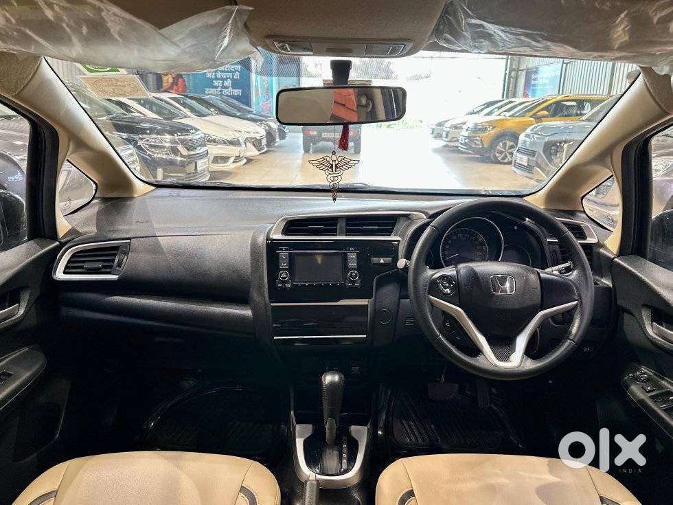 Honda Jazz V Automatic, 2017, Petrol
