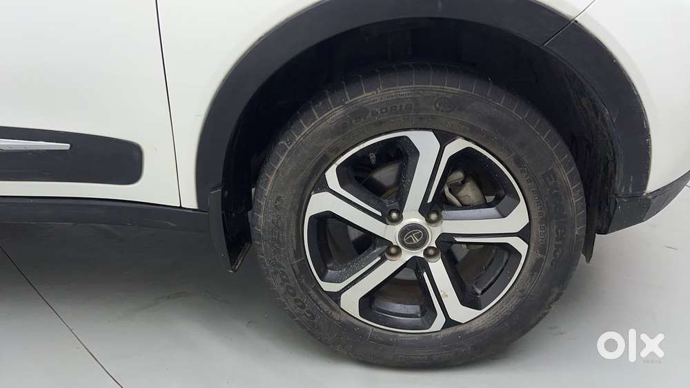 Tata Nexon 1.2 Revotron Xza Plus Hs, 2022, Petrol