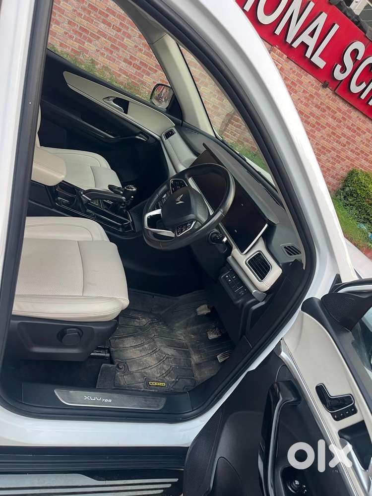 Mahindra Xuv700 2.2 Ax 7 Diesel Mt Str, 2023, Diesel