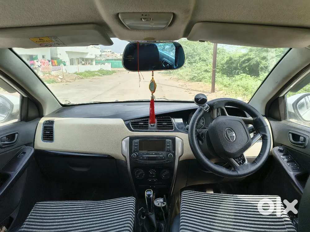 Tata Zest 2015 Quadrajet Xms