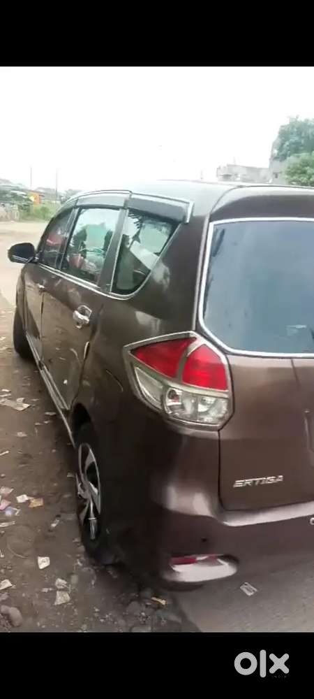 Maruti Suzuki Ertiga 2014 Petrol Cng Exchange Mein Dusri Gadi Chalti