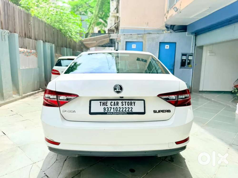 Skoda Superb [ ] 1.8 Style Tsi At, 2018, Petrol