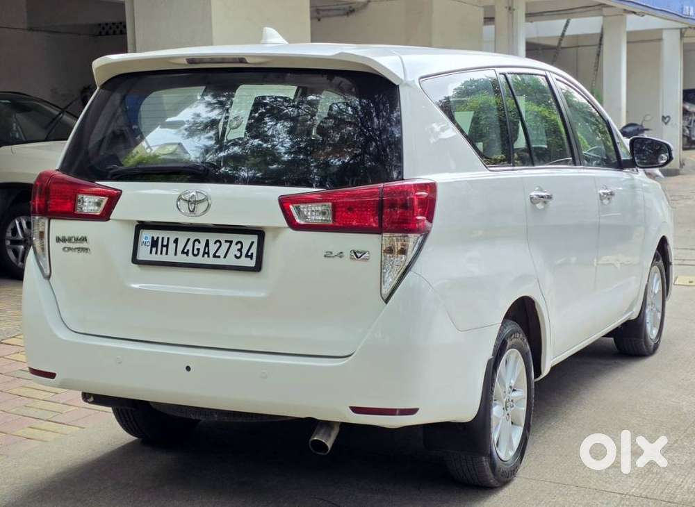 Toyota Innova Crysta 2.4 Vx Mt 8s, 2017, Diesel