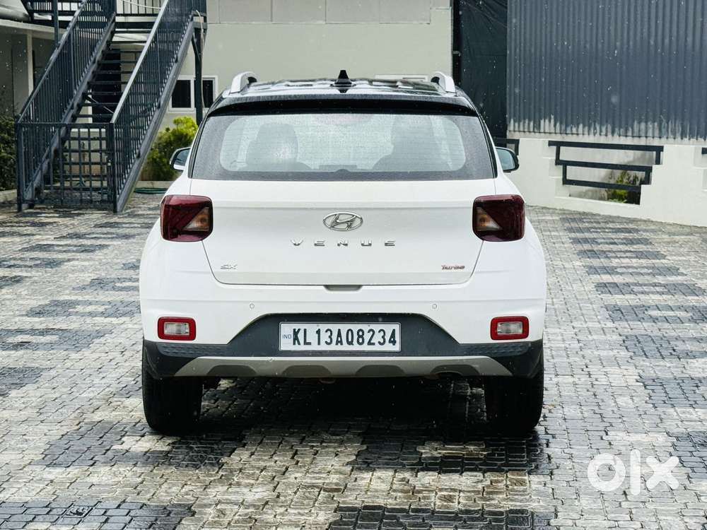 Hyundai Venue 1.0 Sx (o) Turbo Dct, 2019, Petrol