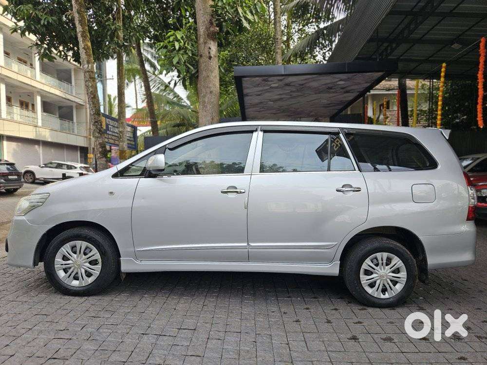 Toyota Innova 2.5 G (diesel) 7 Seater, 2014, Diesel