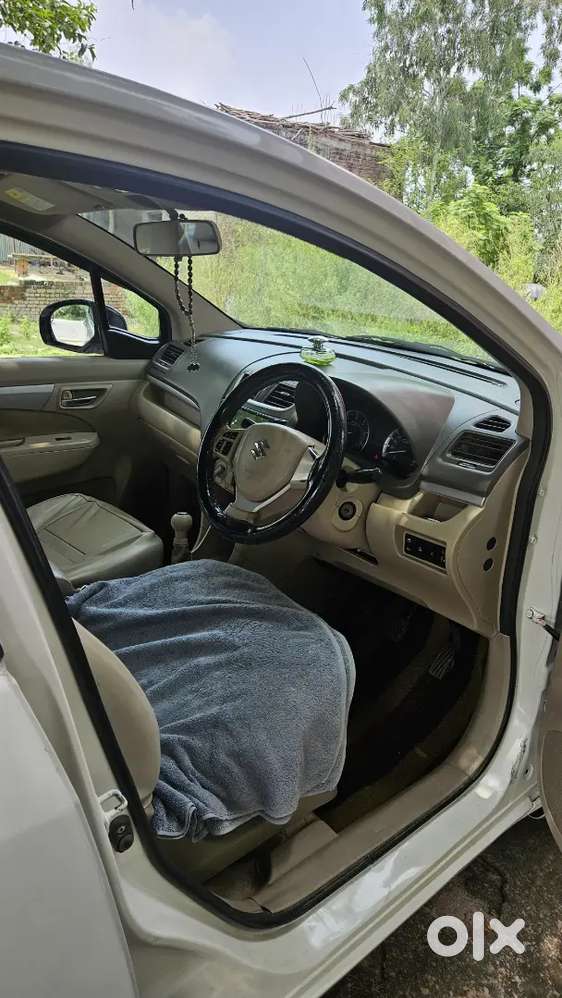 Maruti Suzuki Ertiga 4 October 2017 Model Anniversary Edition