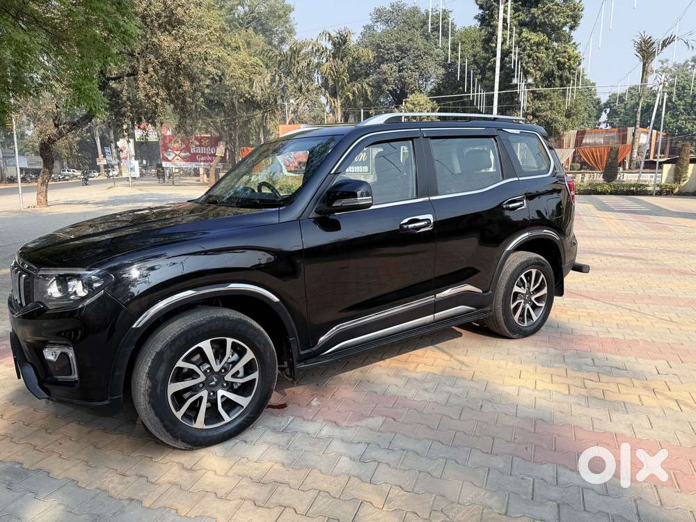 Mahindra Scorpio-n 2.2 Z8 L Diesel At 7 Str, 2023, Diesel