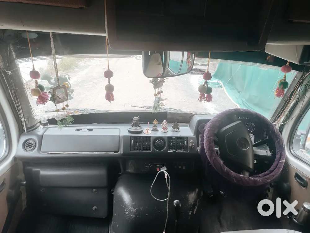 Force Motors Trax Cruiser 2014