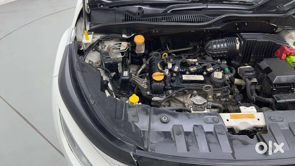 Tata Altroz 1.2 Xt, 2022, Petrol