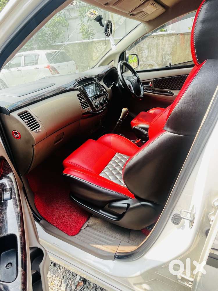 Toyota Innova 2.5 G (diesel) 7 Seater, 2015, Diesel