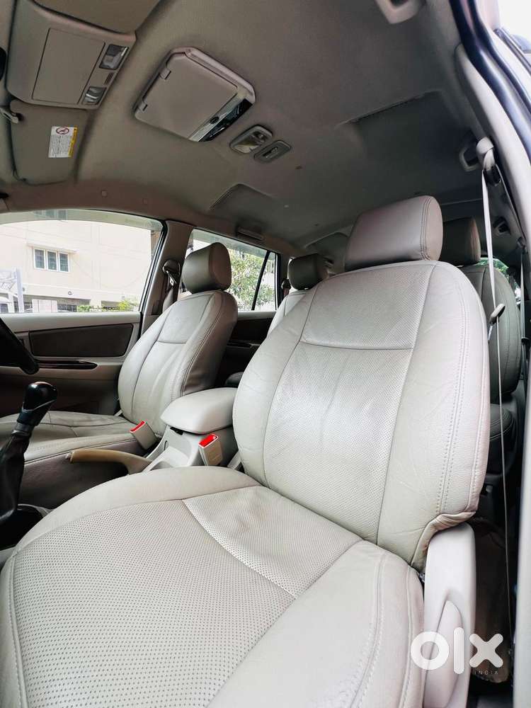 Toyota Innova 2.5 V 7 Str, 2014, Diesel