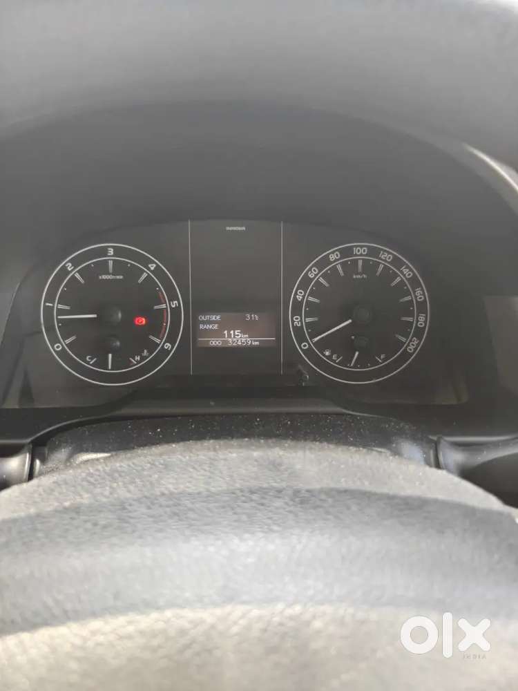 Toyota Innova Crysta 2023 Diesel 32300 Km Driven