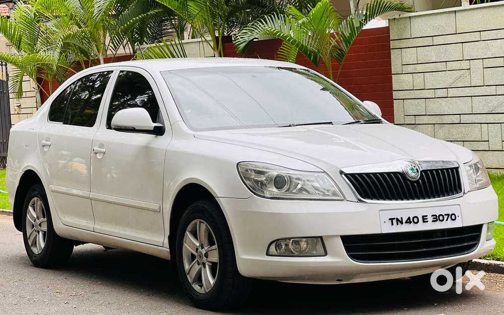 Skoda Laura 1.9 Tdi Mt Ambiente, 2011, Diesel