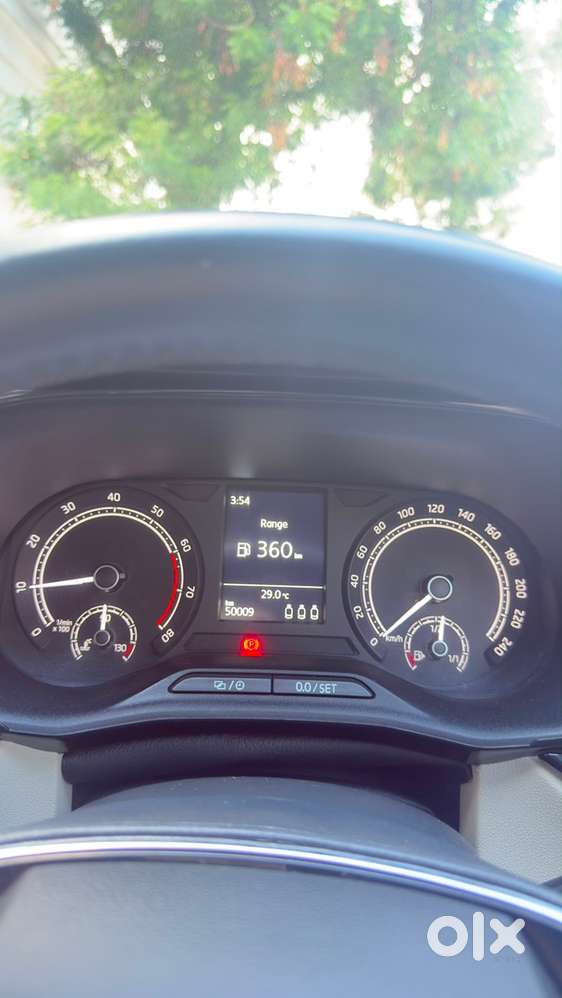 Skoda Slavia Petrol 2024