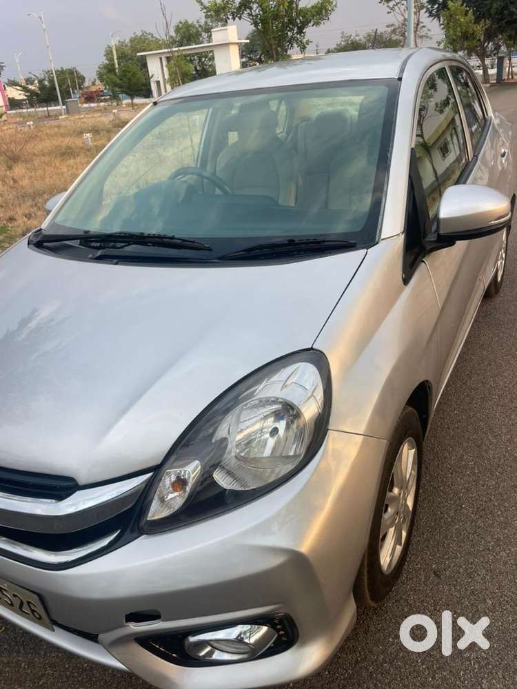 Honda Amaze 2nd Gen 2016 Diesel 105000 Km Driven