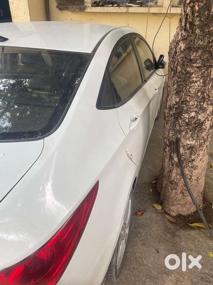 Hyundai Verna 2011 Petrol 38486 Km Driven