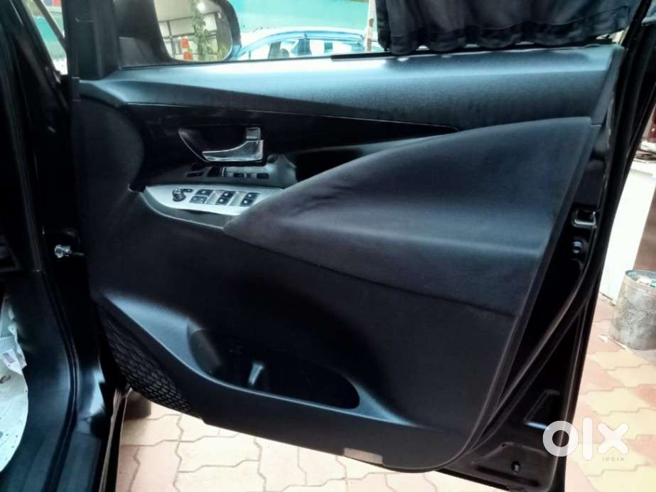 Toyota Innova Crysta 2.4 Z 7 Str, 2016, Diesel