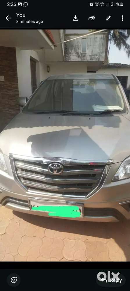 Toyota Innova 2015