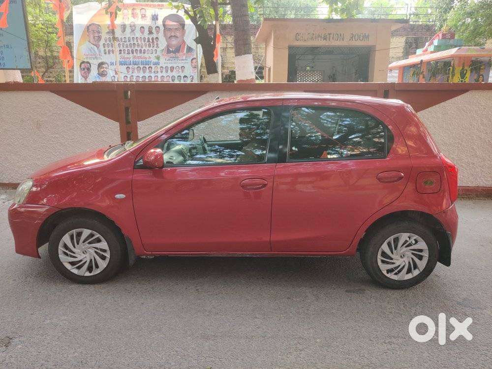 Toyota Etios Liva G, 2011, Petrol